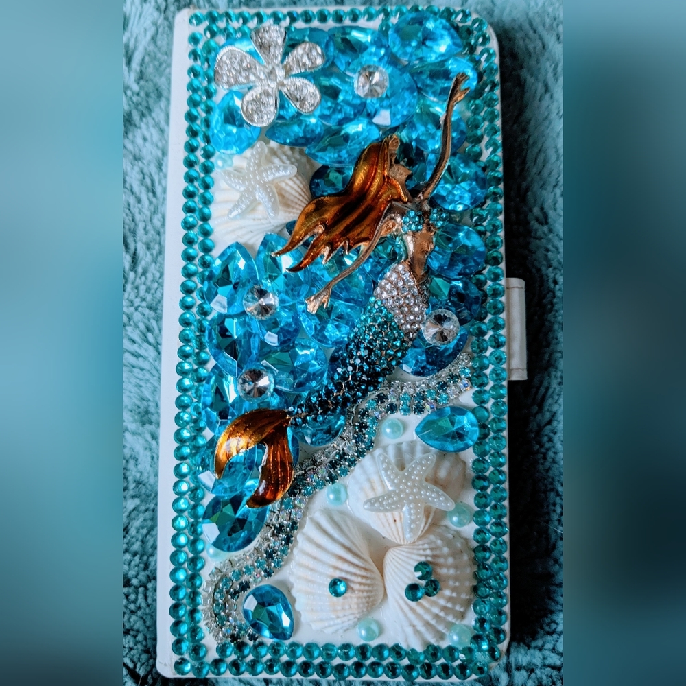 NWOT Mermaid Bling Cell Phone wallet case for Google Pixel 4A 5G